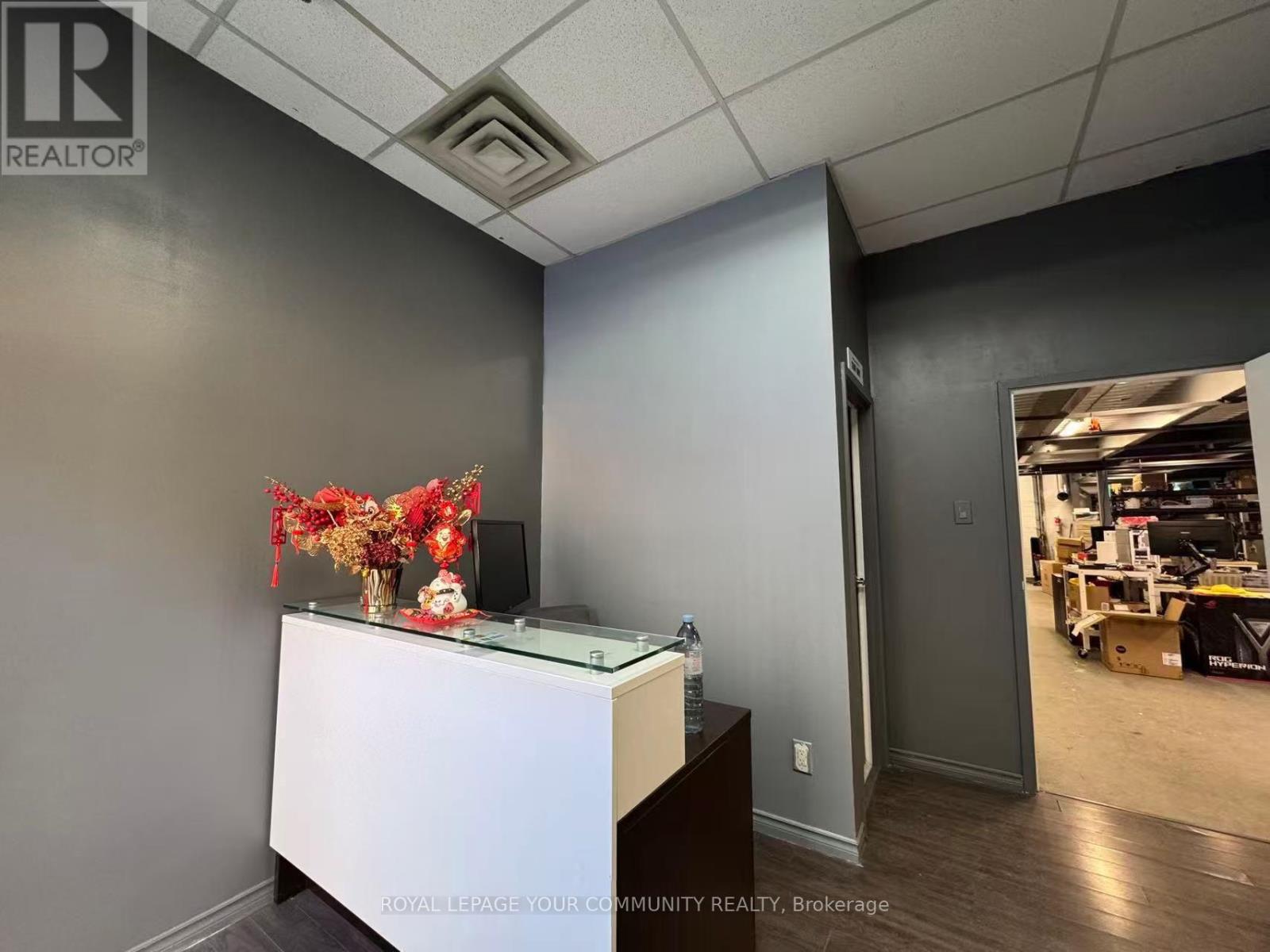 4 - 181 Bentley Street, Markham, Ontario  L3R 3Y1 - Photo 2 - N12679886