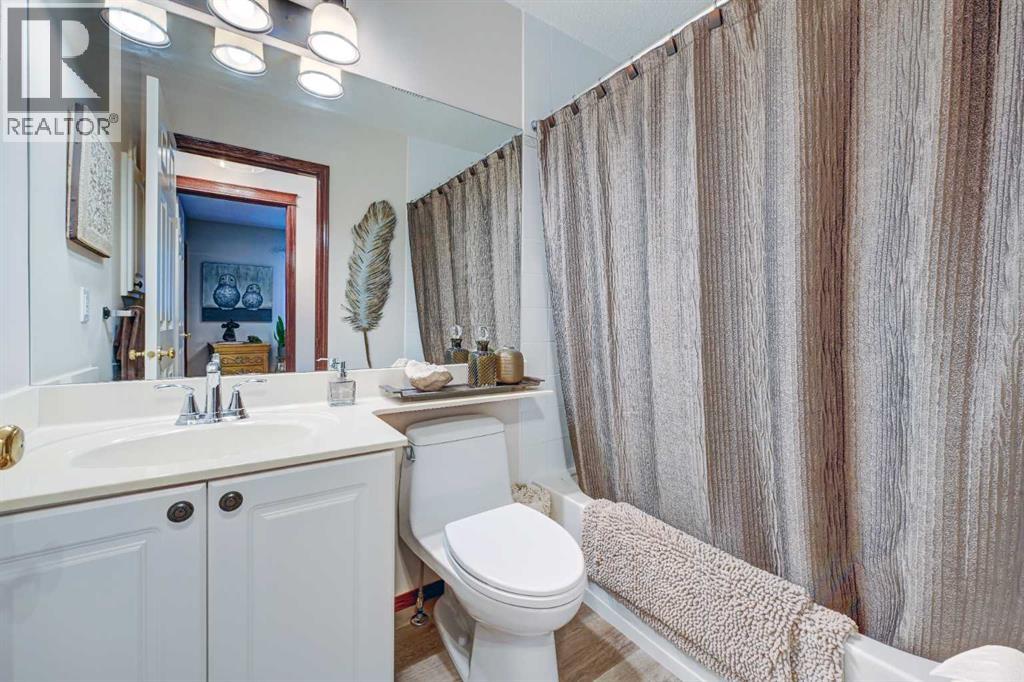 6558 Sierra Morena Boulevard Sw, Calgary, Alberta  T3H 3R3 - Photo 22 - A2278161