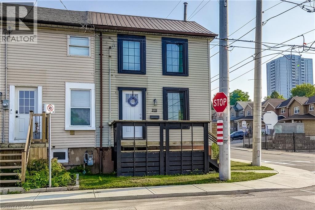 201 Barton Street W, Hamilton, Ontario  L8R 2H3 - Photo 4 - 40790121