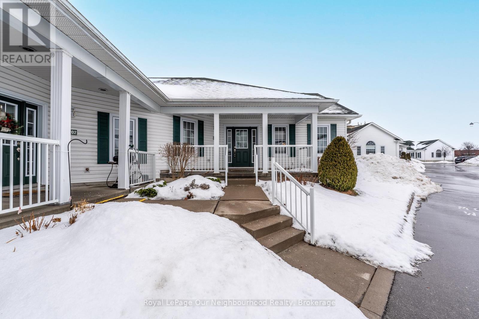 Unit # 3201 - 300 Croft Street, Port Hope, Ontario  L1A 0E1 - Photo 2 - X12681534