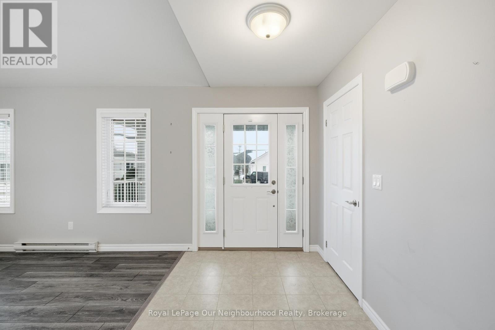 Unit # 3201 - 300 Croft Street, Port Hope, Ontario  L1A 0E1 - Photo 4 - X12681534