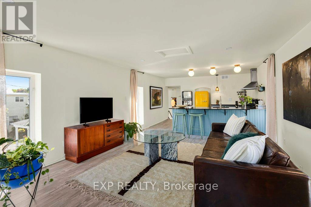 297 Main Street, Prince Edward County, Ontario  K0K 1G0 - Photo 27 - X12681552