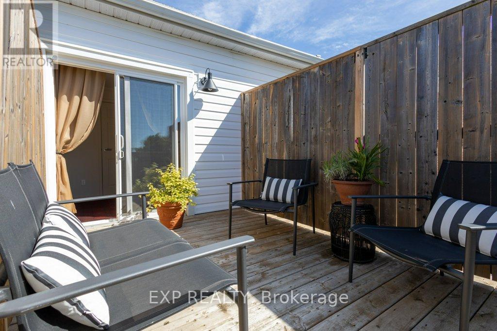 297 Main Street, Prince Edward County, Ontario  K0K 1G0 - Photo 33 - X12681552