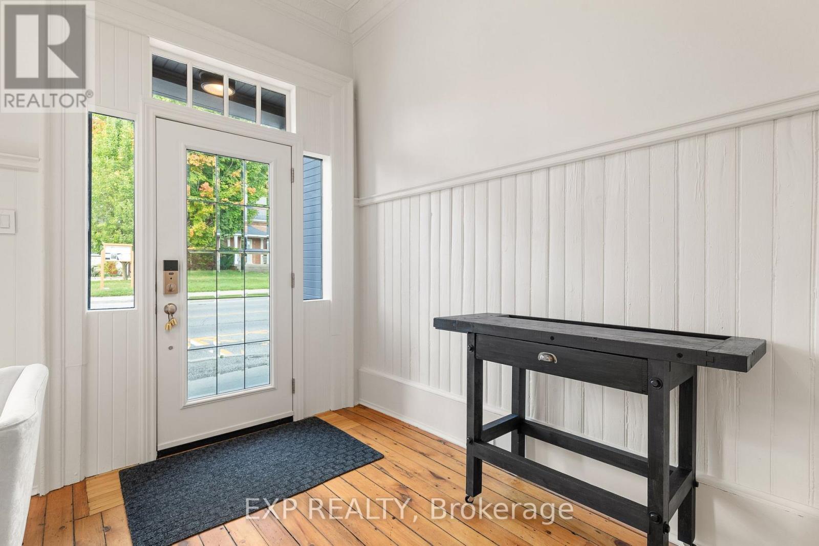 297 Main Street, Prince Edward County, Ontario  K0K 1G0 - Photo 5 - X12681552