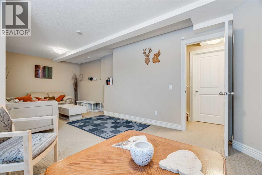 3 Royal Oak Plaza Nw, Calgary, Alberta  T3G 0B3 - Photo 25 - A2274094