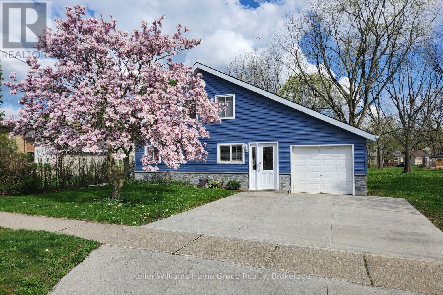 7 NORMANDY DRIVE, guelph (st. george's), Ontario