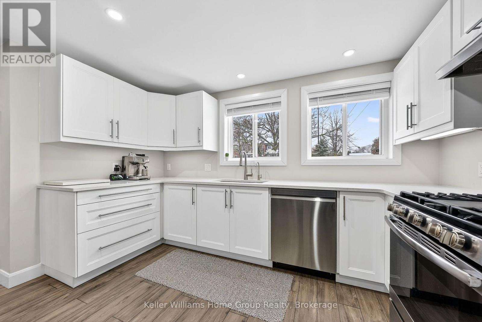 7 Normandy Drive, Guelph (St. George's), Ontario  N1E 2P2 - Photo 13 - X12681432