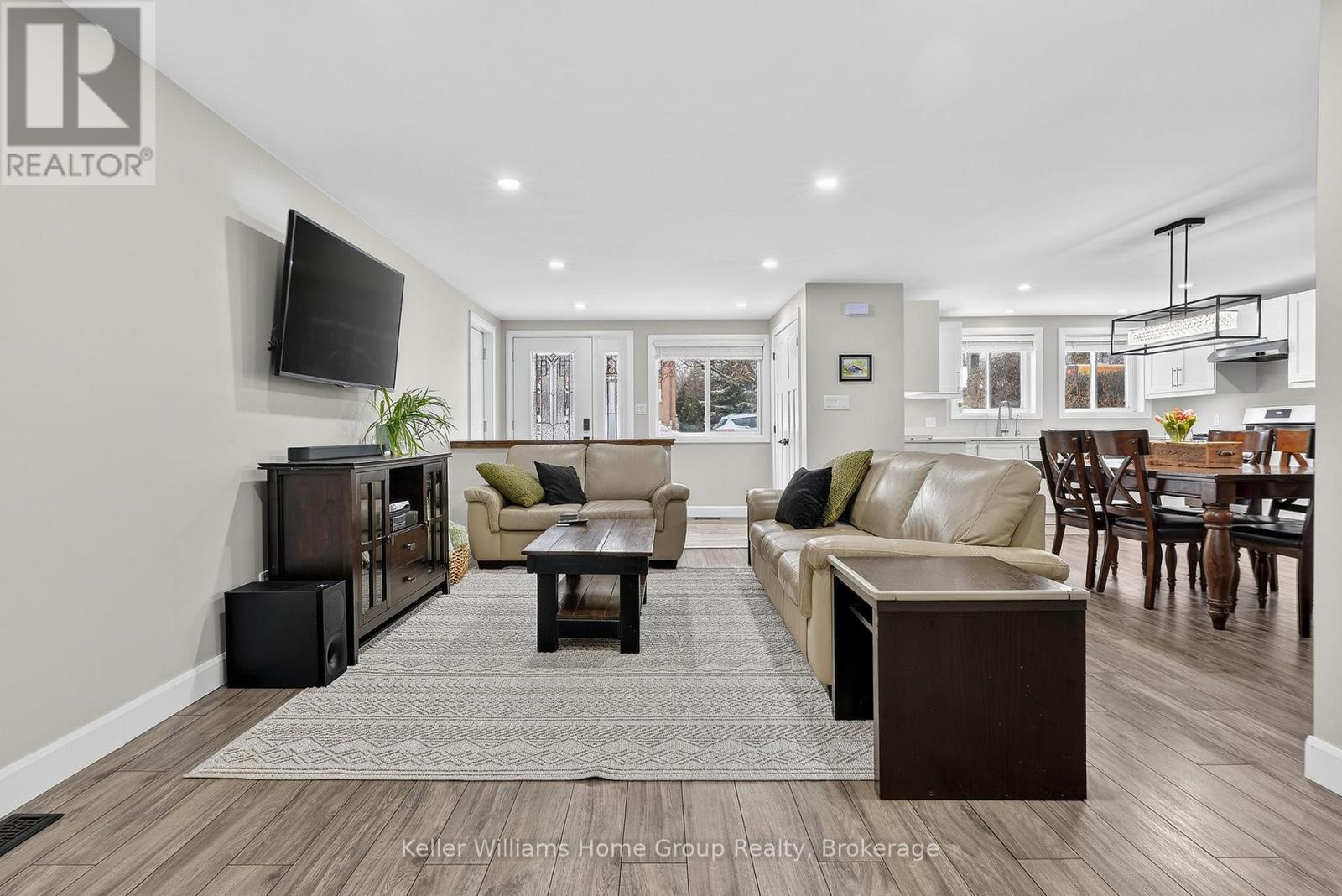 7 Normandy Drive, Guelph (St. George's), Ontario  N1E 2P2 - Photo 16 - X12681432