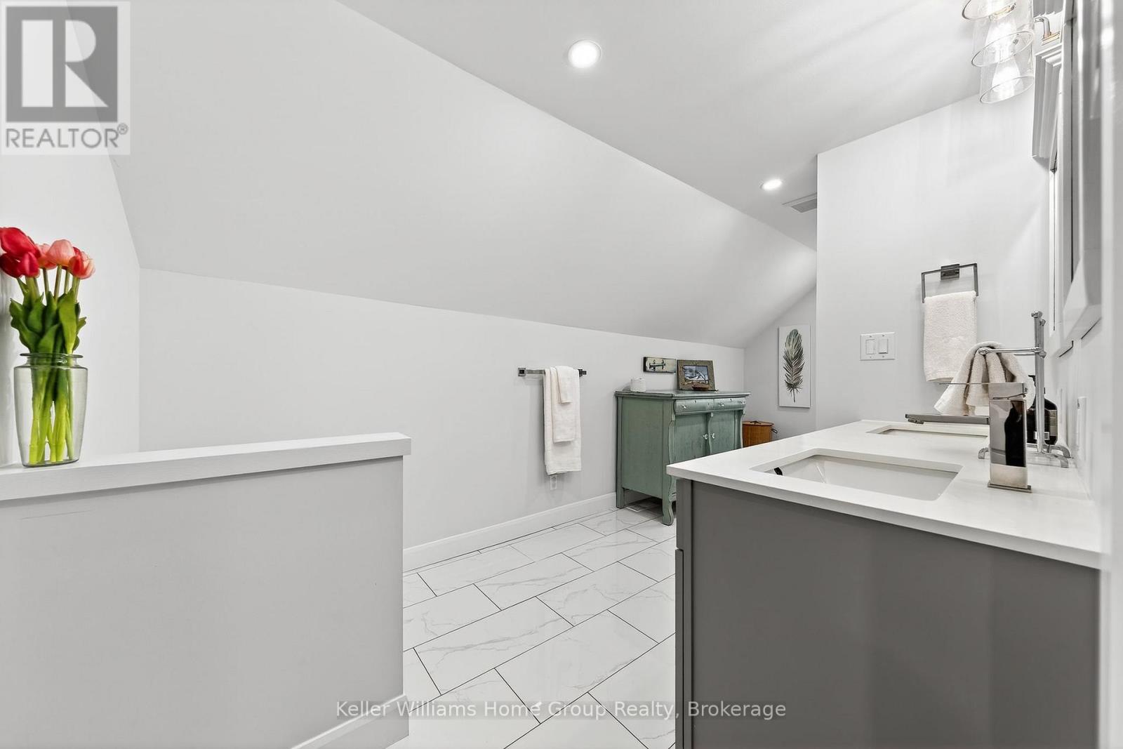 7 Normandy Drive, Guelph (St. George's), Ontario  N1E 2P2 - Photo 27 - X12681432