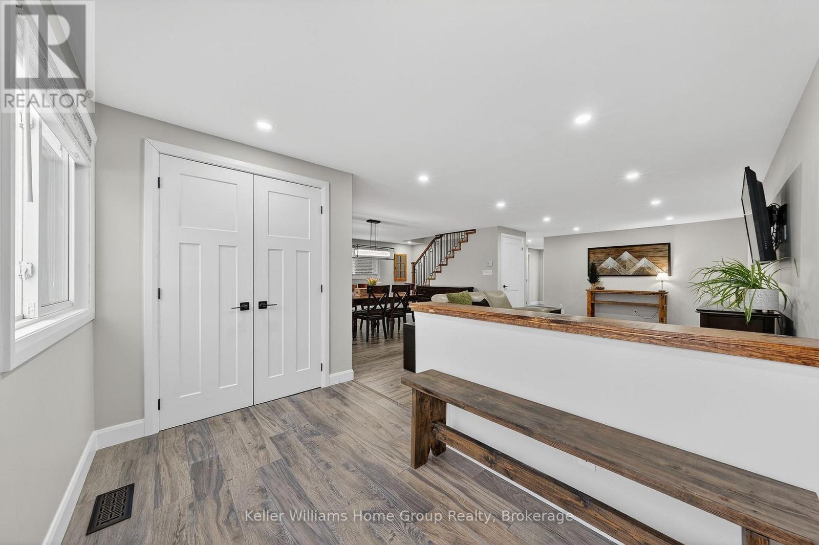 7 Normandy Drive, Guelph (St. George's), Ontario  N1E 2P2 - Photo 5 - X12681432