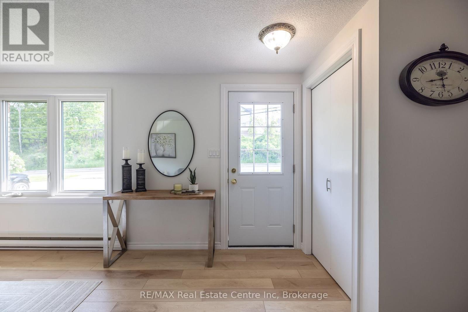 407-A Main Street S, Guelph/eramosa, Ontario  N0B 2K0 - Photo 9 - X12681516