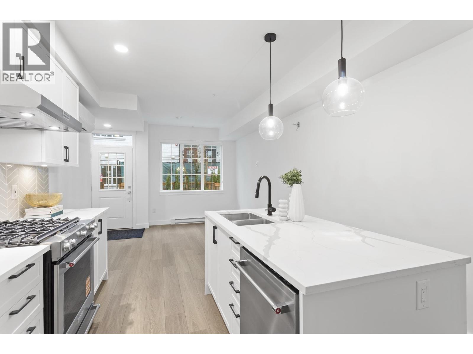 120 720 Robinson Street, Coquitlam, British Columbia  V3J 0P9 - Photo 5 - R3077683