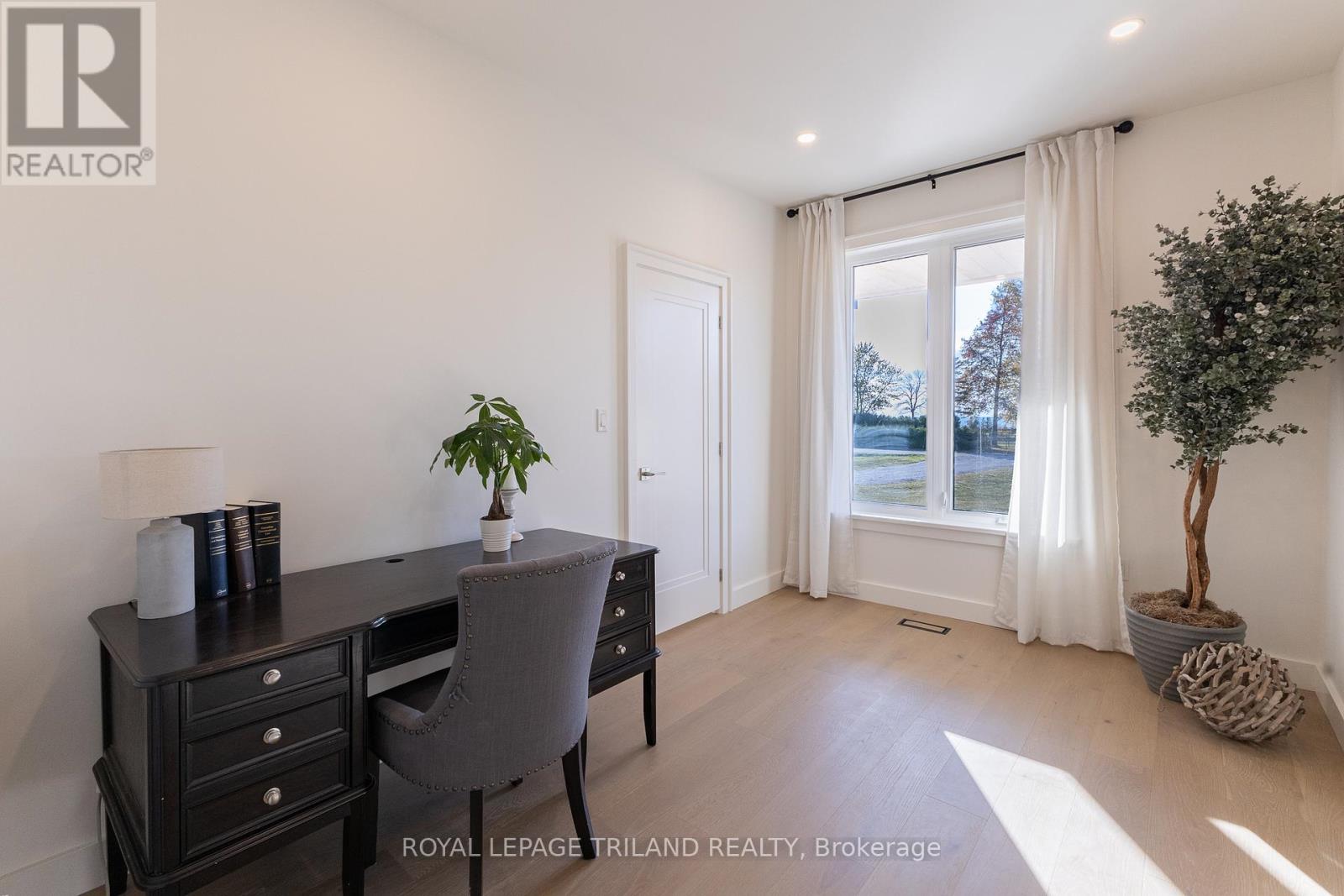 73952 Durand Street, Bluewater, Ontario  N0M 2T0 - Photo 31 - X12681500