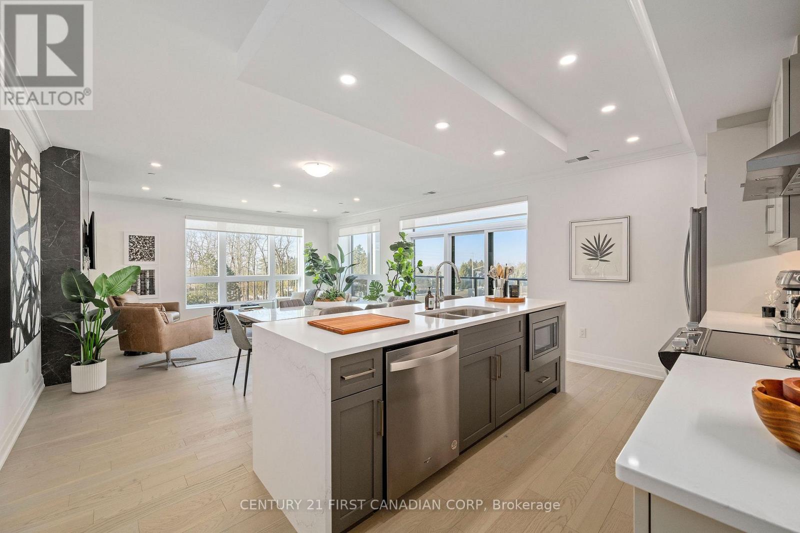 211 - 1975 Fountain Grass Drive, London South, Ontario  N6K 4P9 - Photo 11 - X12681562