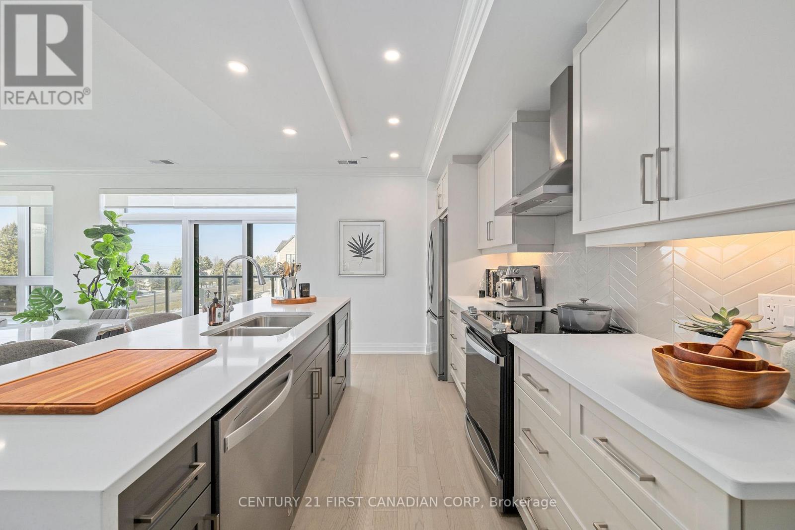 211 - 1975 Fountain Grass Drive, London South, Ontario  N6K 4P9 - Photo 12 - X12681562