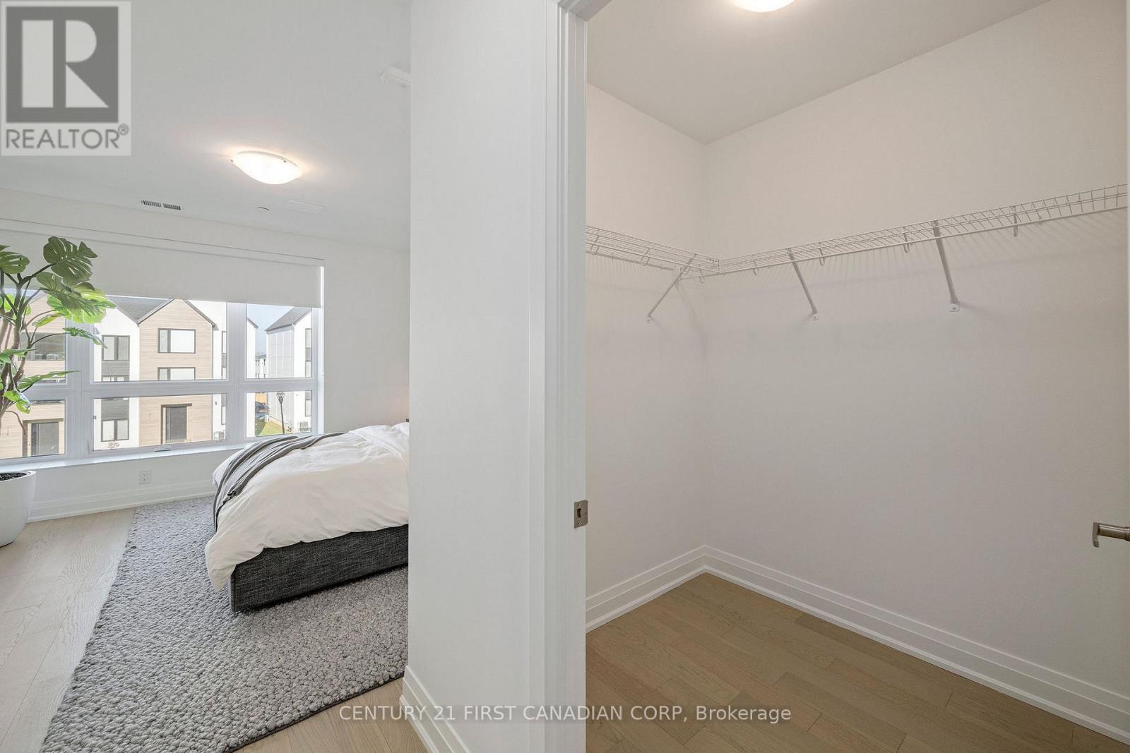 211 - 1975 Fountain Grass Drive, London South, Ontario  N6K 4P9 - Photo 6 - X12681562