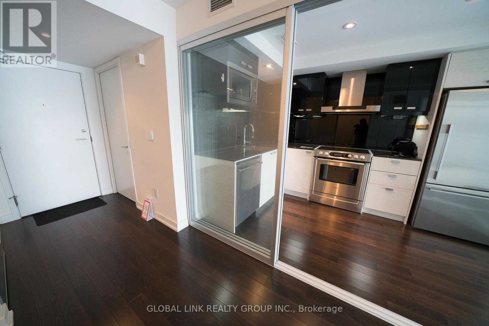 915 - 121 Mcmahon Drive, Toronto, Ontario  M2K 0C1 - Photo 8 - C12603424