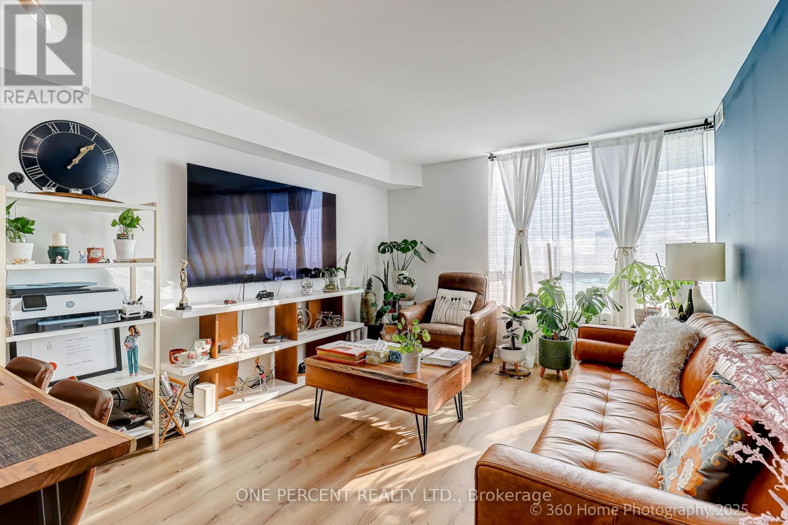 803 - 8 COVINGTON ROAD, Toronto, Ontario