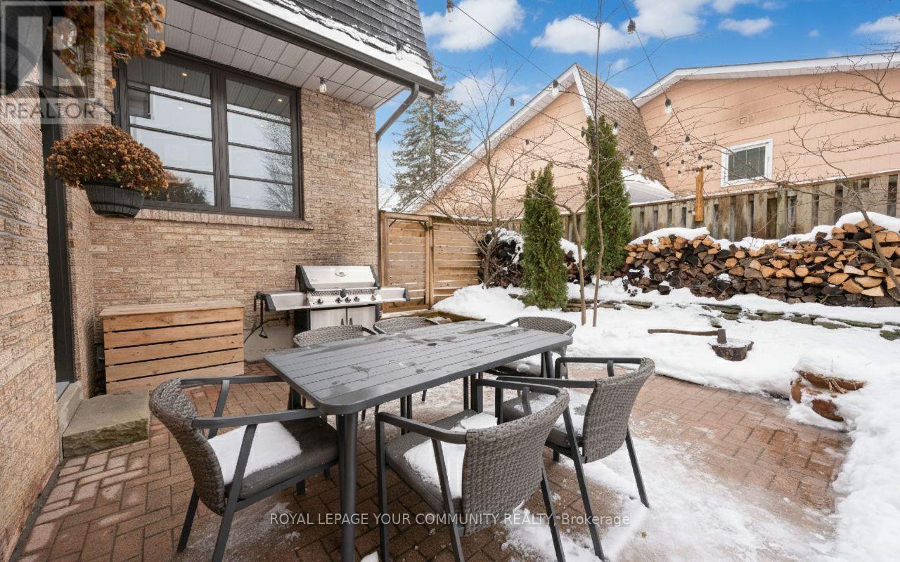 12 Glenview Drive, Aurora, Ontario  L4G 2G8 - Photo 35 - N12680842