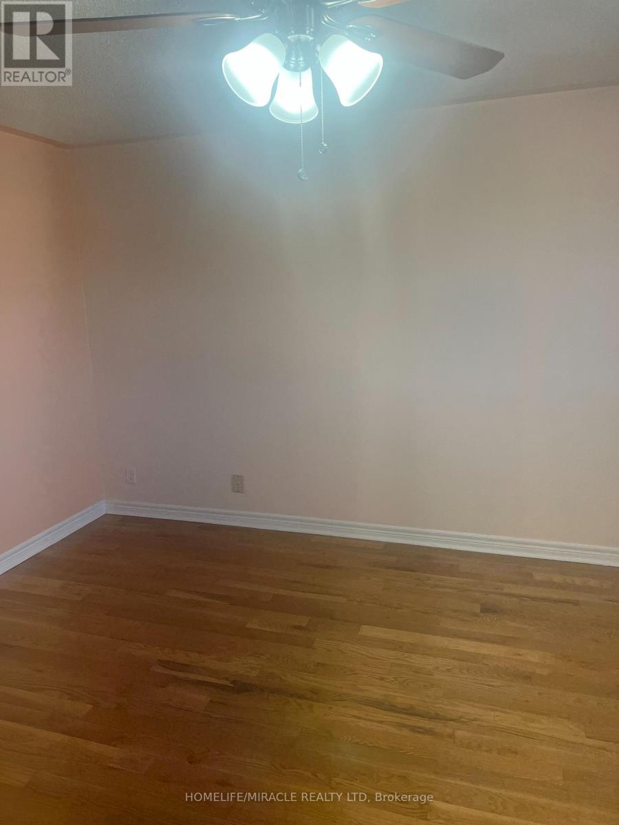 10 Pertosa Drive, Brampton, Ontario  L6X 4V7 - Photo 11 - W12670250