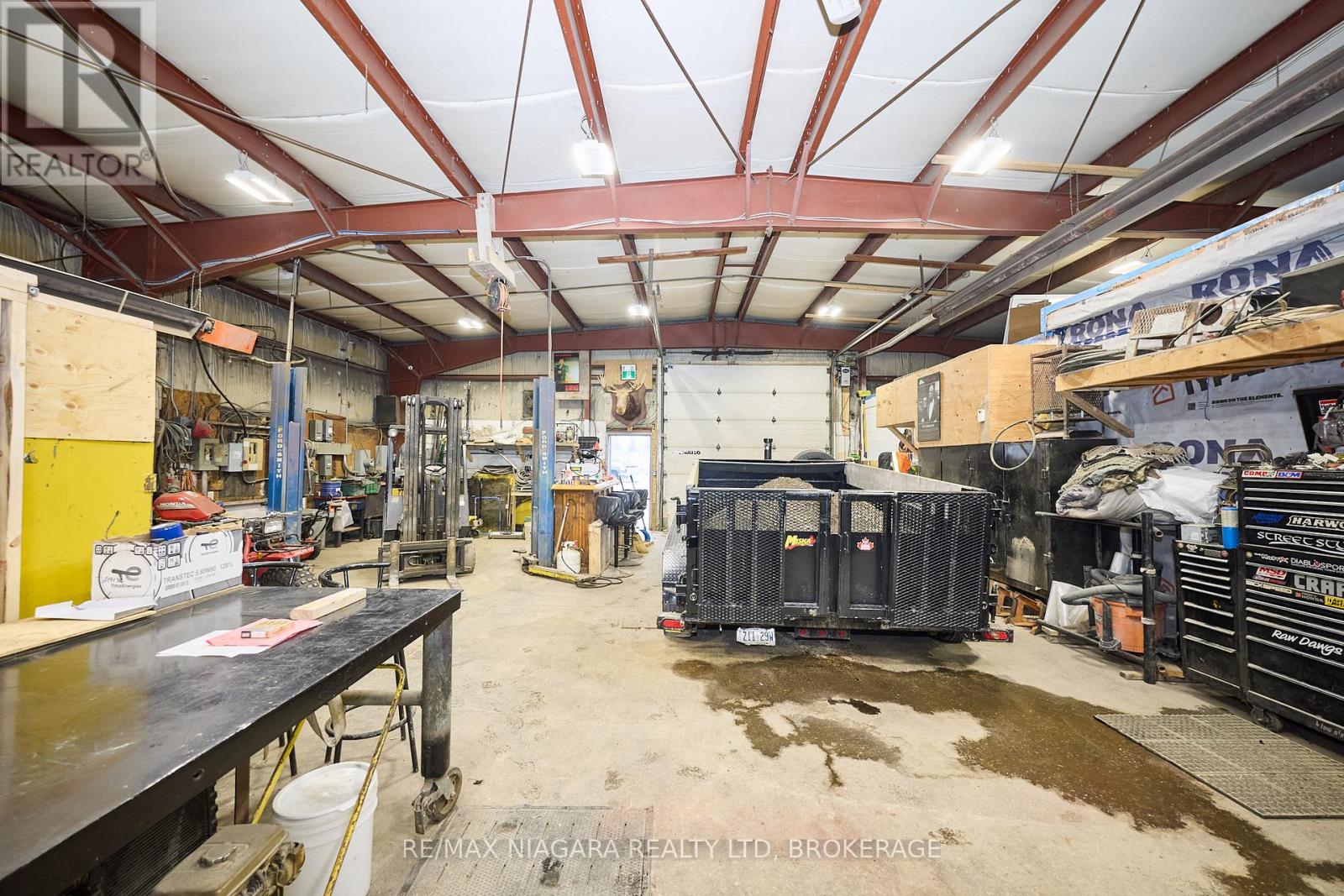 737 Gilmore Road, Fort Erie, Ontario  L2A 5M4 - Photo 3 - X12681392