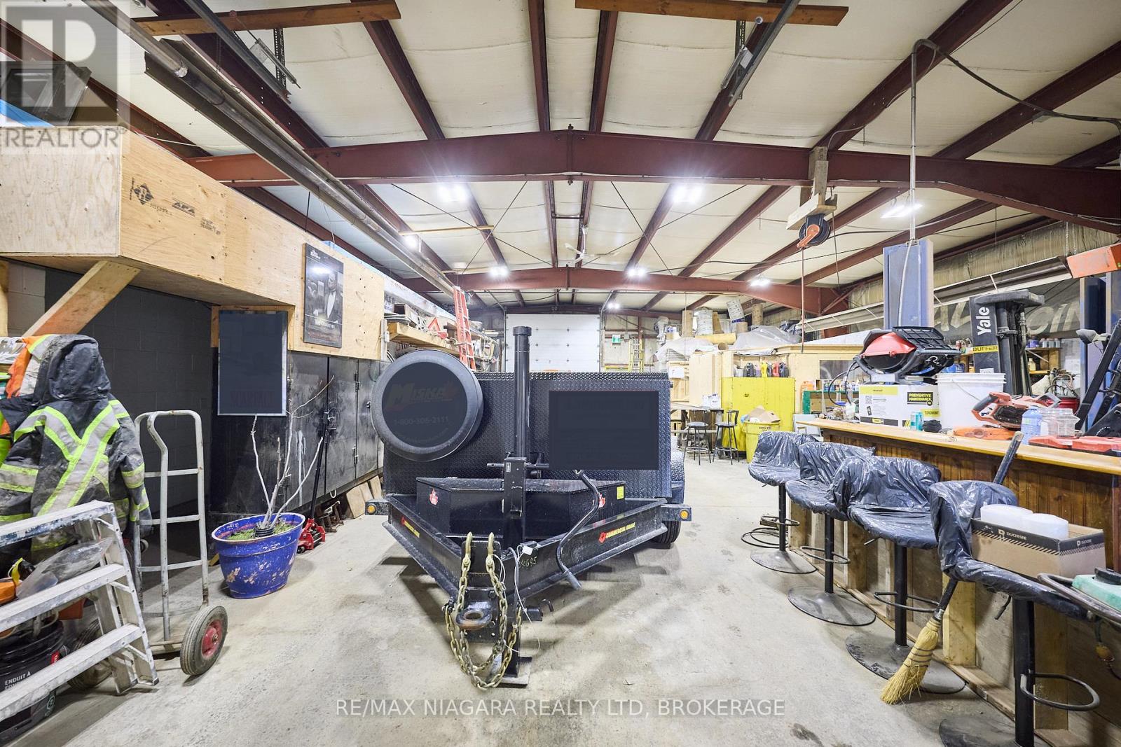 737 Gilmore Road, Fort Erie, Ontario  L2A 5M4 - Photo 4 - X12681392