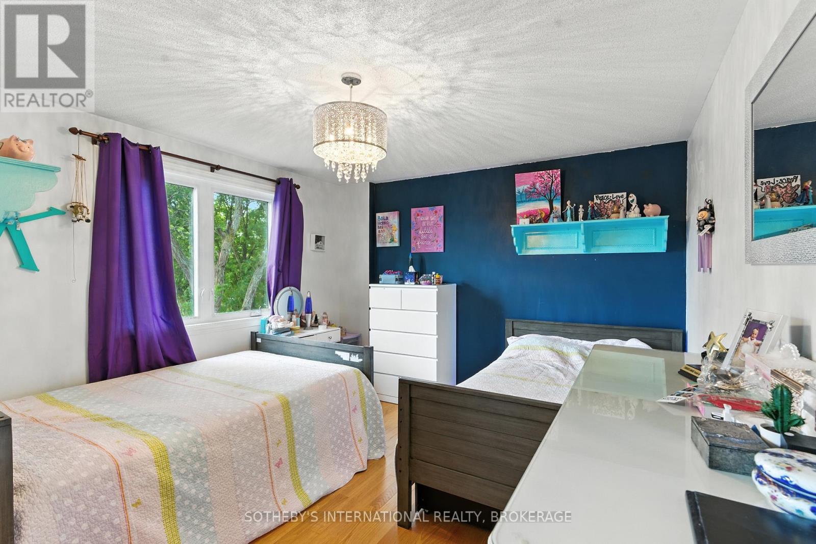 32 Sterling Street, St. Catharines, Ontario  L2S 3T2 - Photo 14 - X12681402