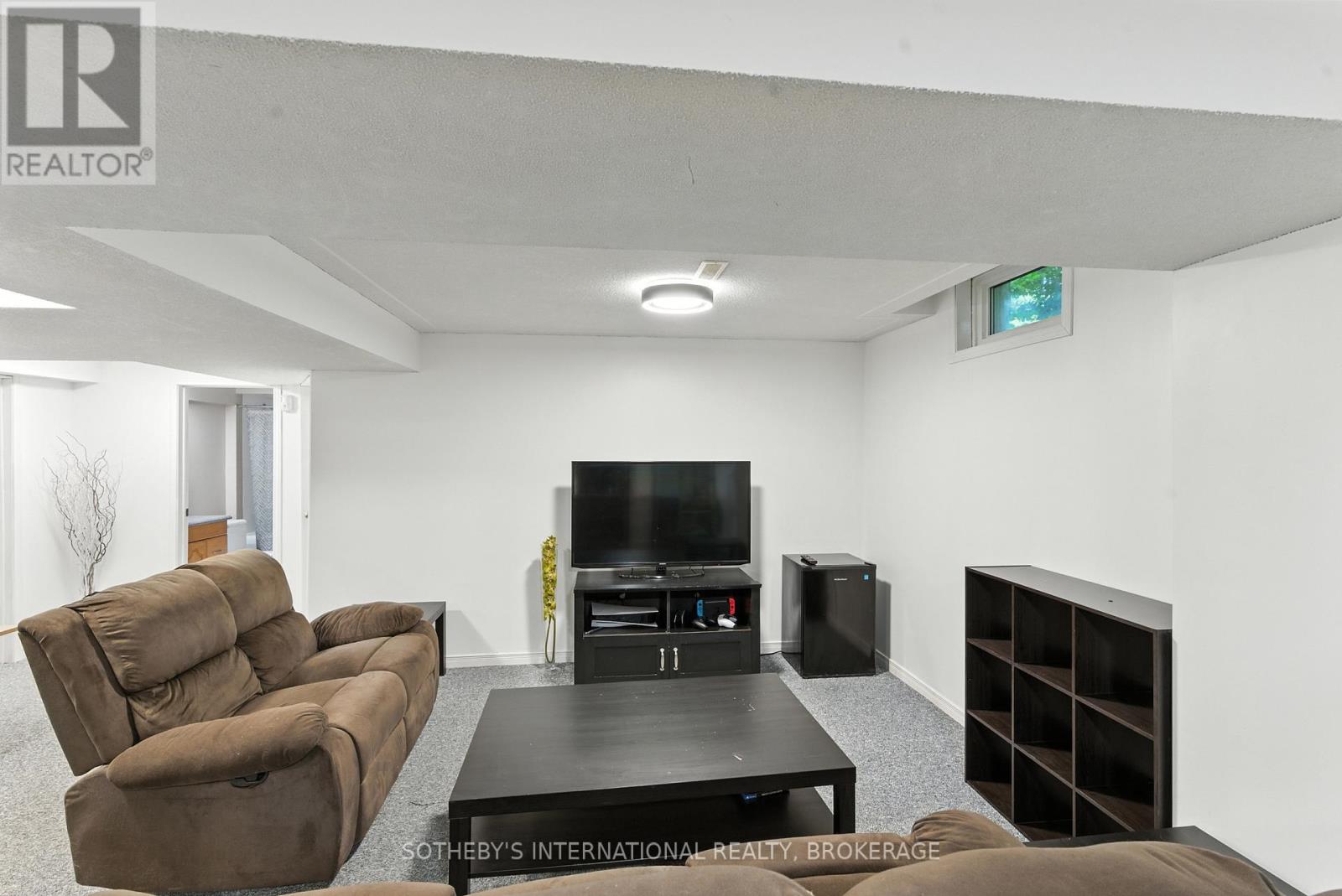 32 Sterling Street, St. Catharines, Ontario  L2S 3T2 - Photo 26 - X12681402