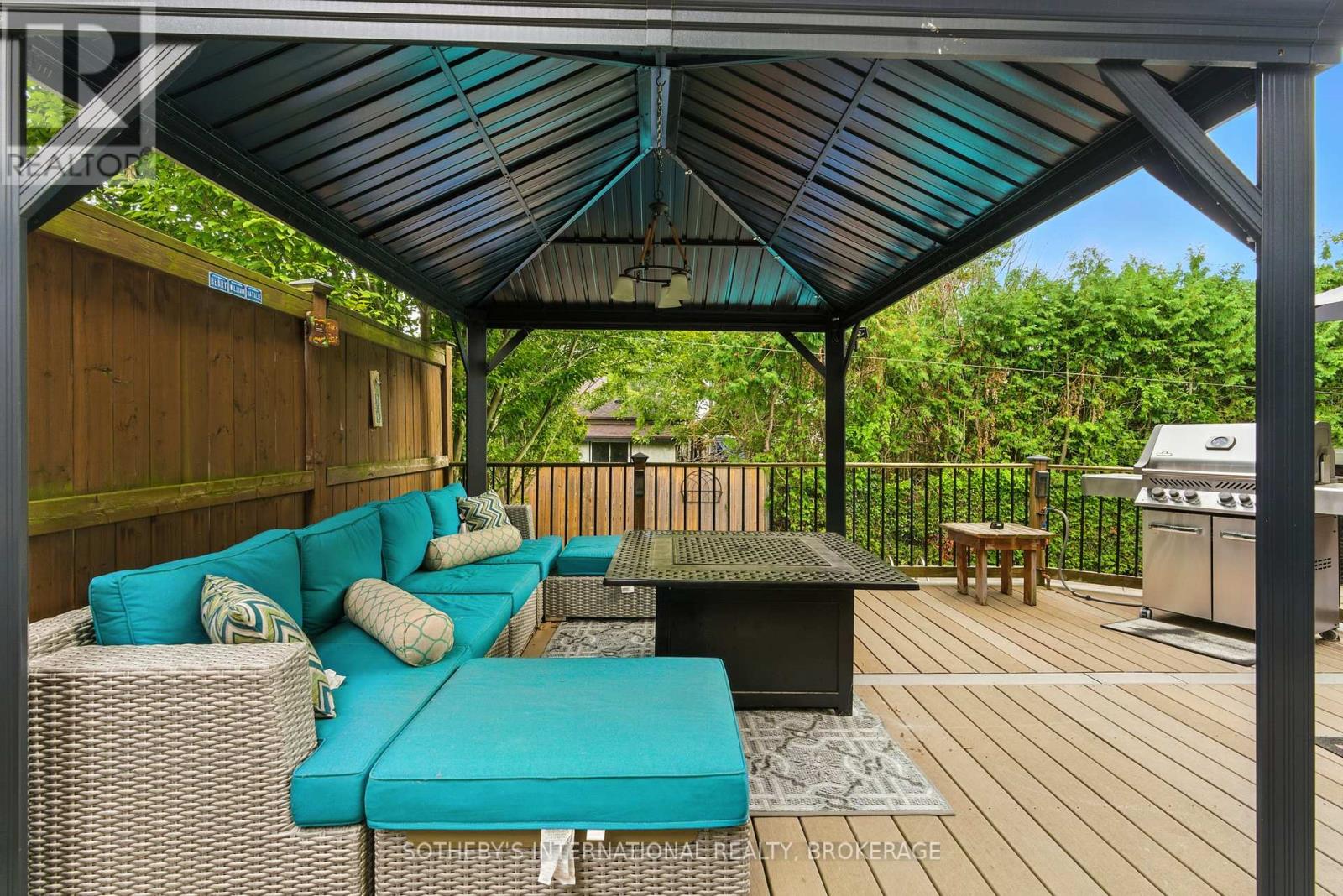 32 Sterling Street, St. Catharines, Ontario  L2S 3T2 - Photo 30 - X12681402