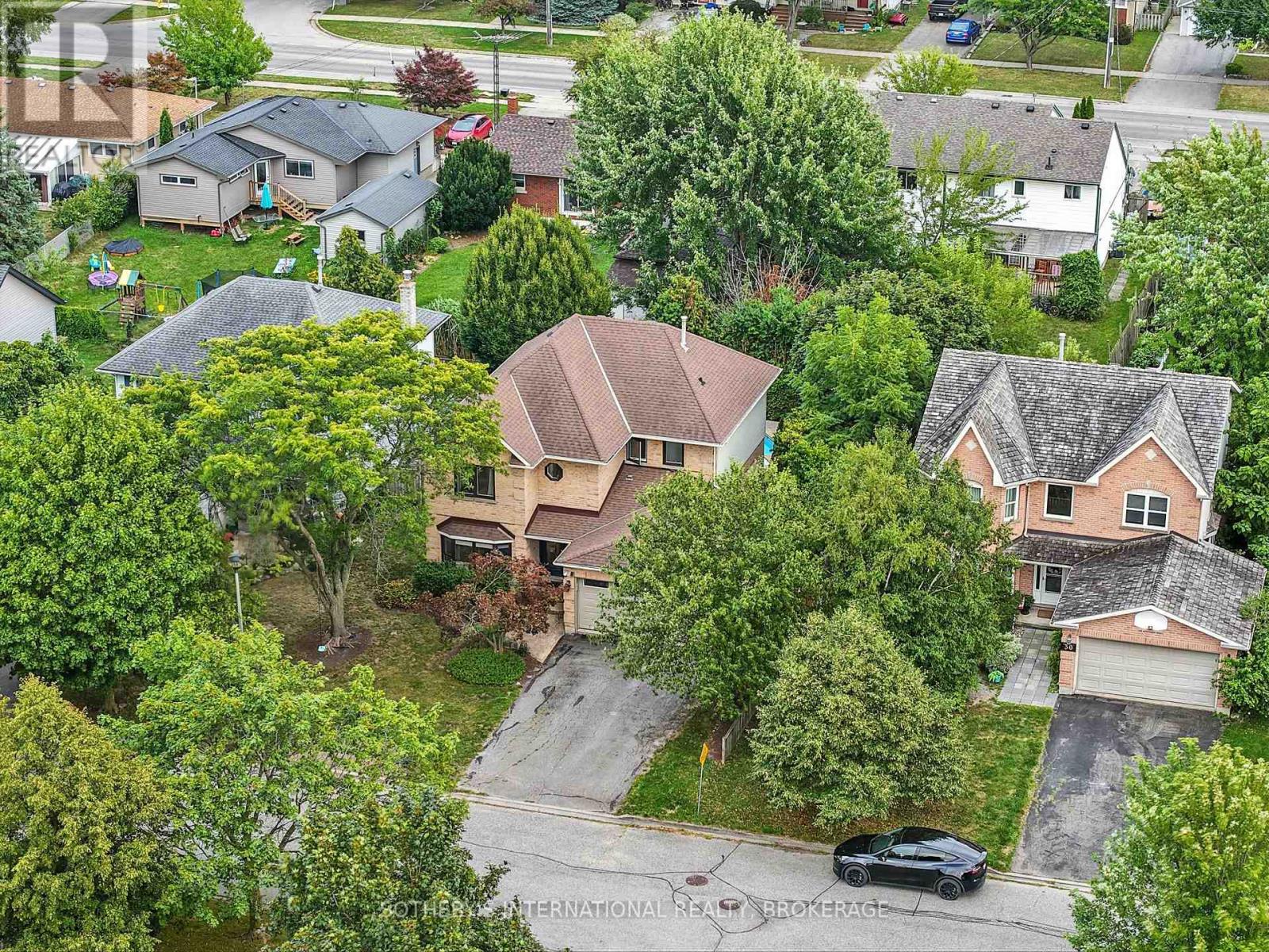 32 Sterling Street, St. Catharines, Ontario  L2S 3T2 - Photo 37 - X12681402