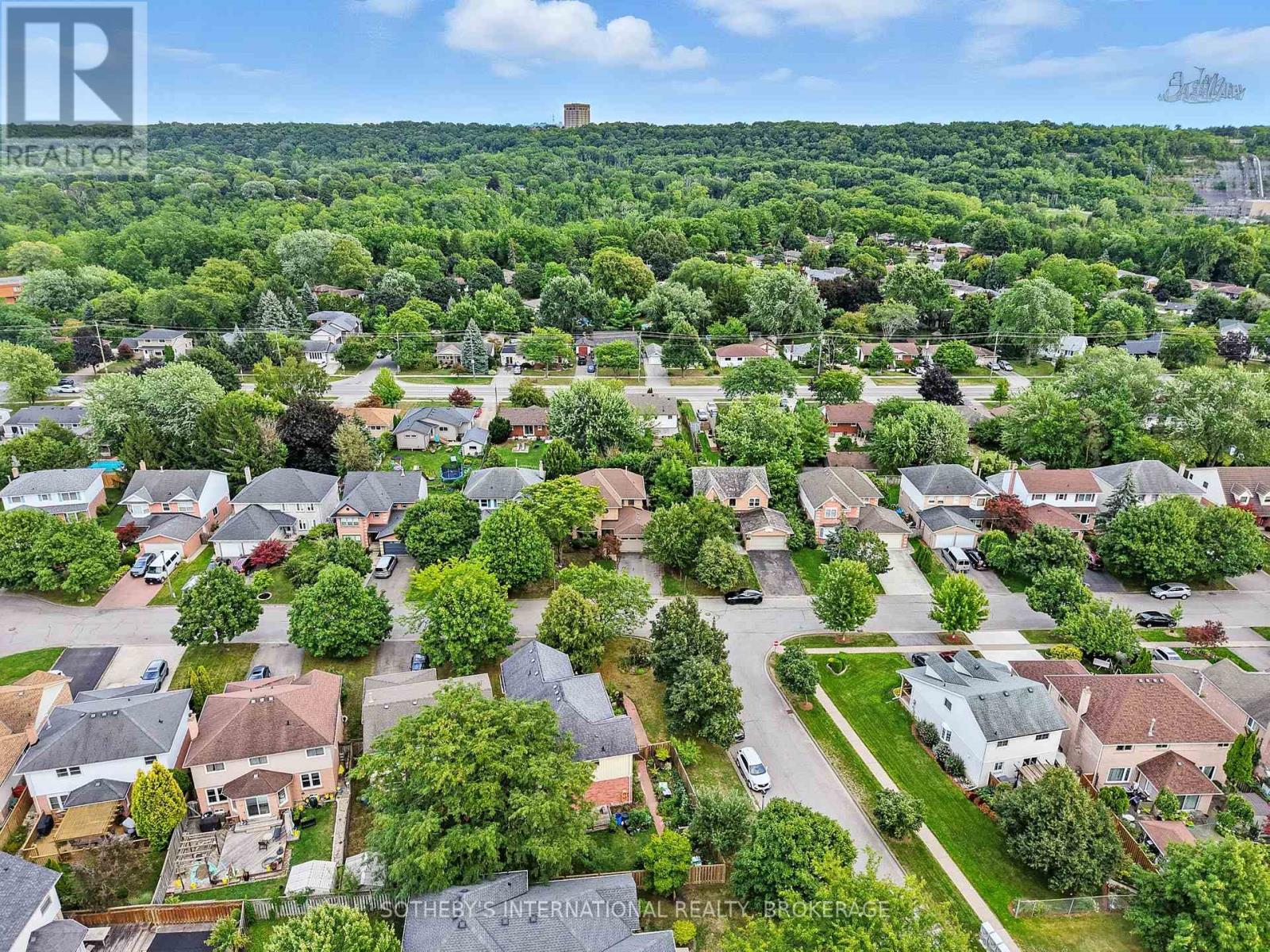 32 Sterling Street, St. Catharines, Ontario  L2S 3T2 - Photo 38 - X12681402