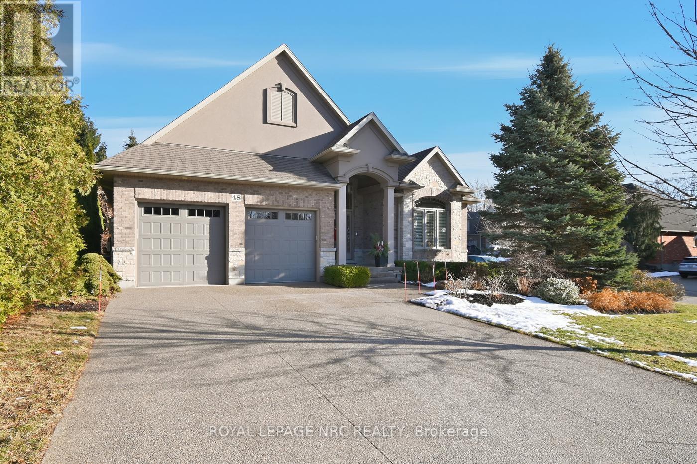 48 Timmsdale Crescent, Pelham, Ontario  L0S 1E5 - Photo 2 - X12681536