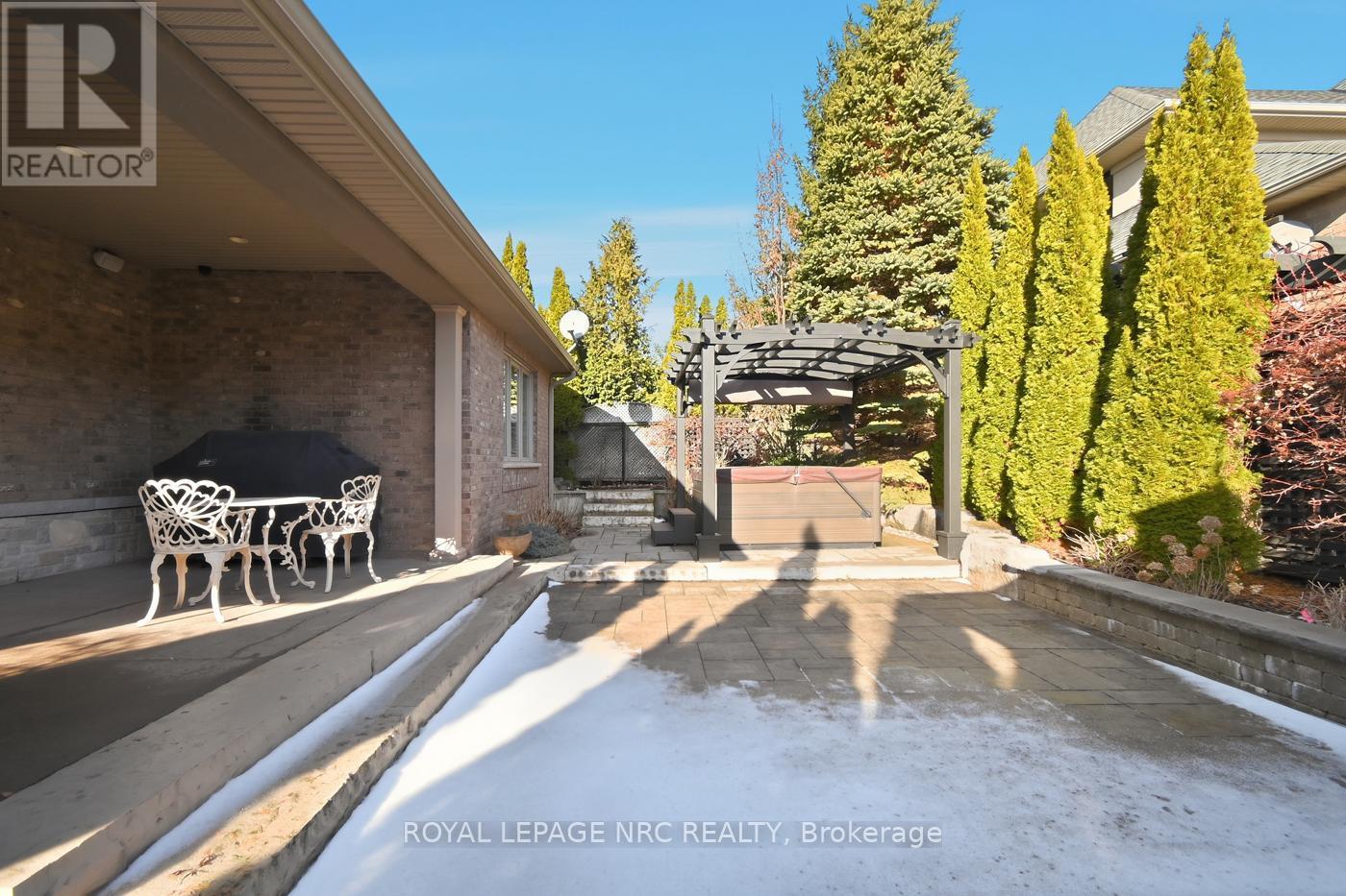 48 Timmsdale Crescent, Pelham, Ontario  L0S 1E5 - Photo 45 - X12681536