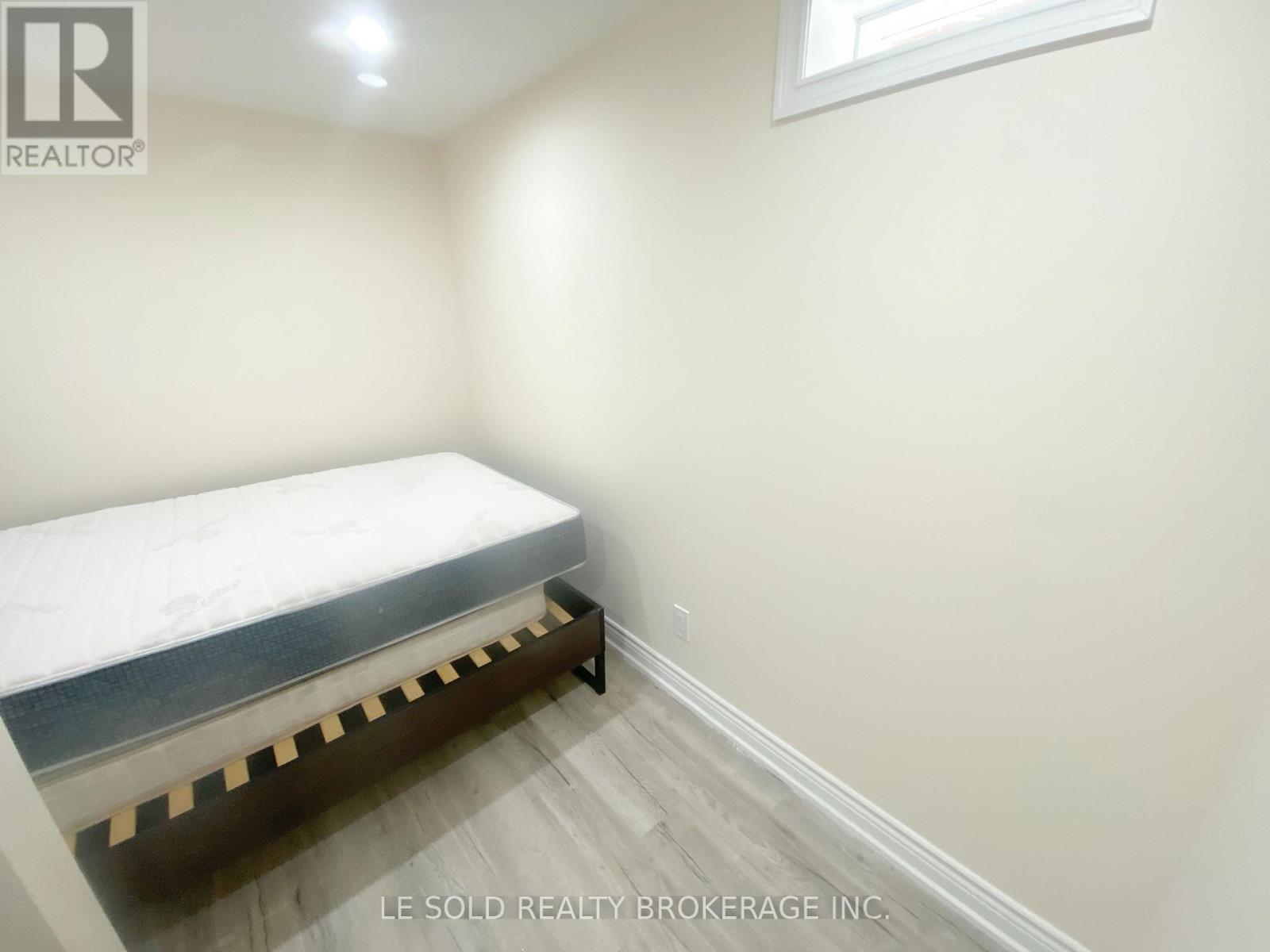 Bsmt Room B01 - 81 Hallam Street, Toronto, Ontario  M6H 1W7 - Photo 10 - W12679184