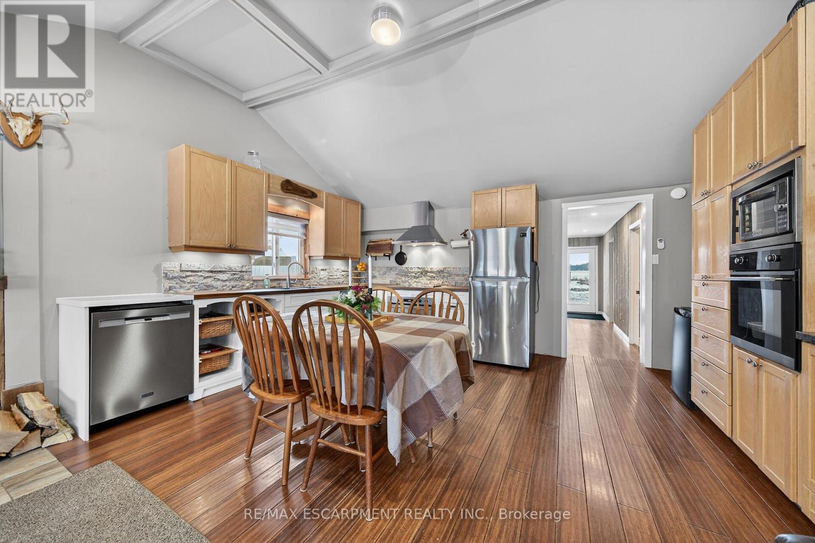 1457 Lakeshore Road, Haldimand, Ontario  N0A 1P0 - Photo 14 - X12639276