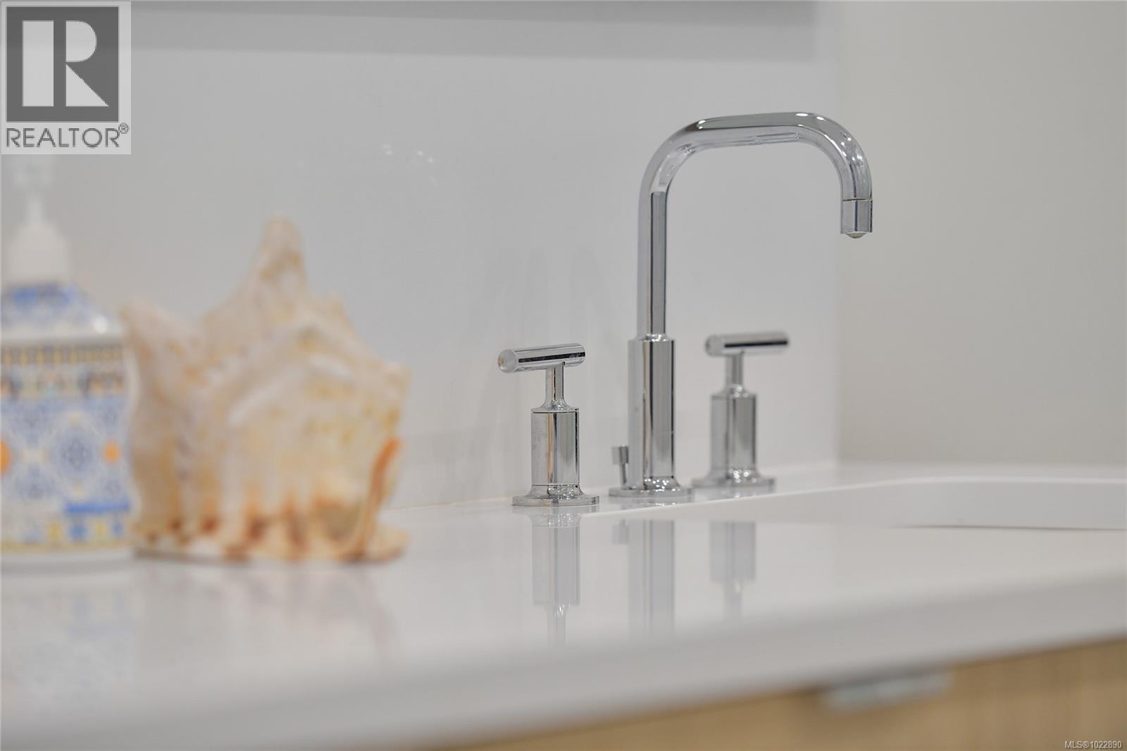 302 5118 Cordova Bay Rd, Saanich, British Columbia  V8Y 2K5 - Photo 33 - 1022890