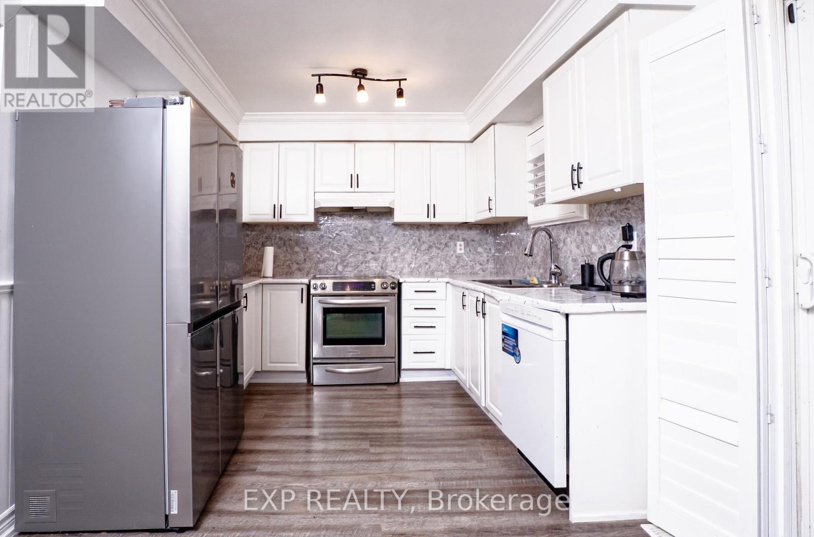 5 Rutherford Drive, Clarington, Ontario  L1B 1G7 - Photo 9 - E12531640