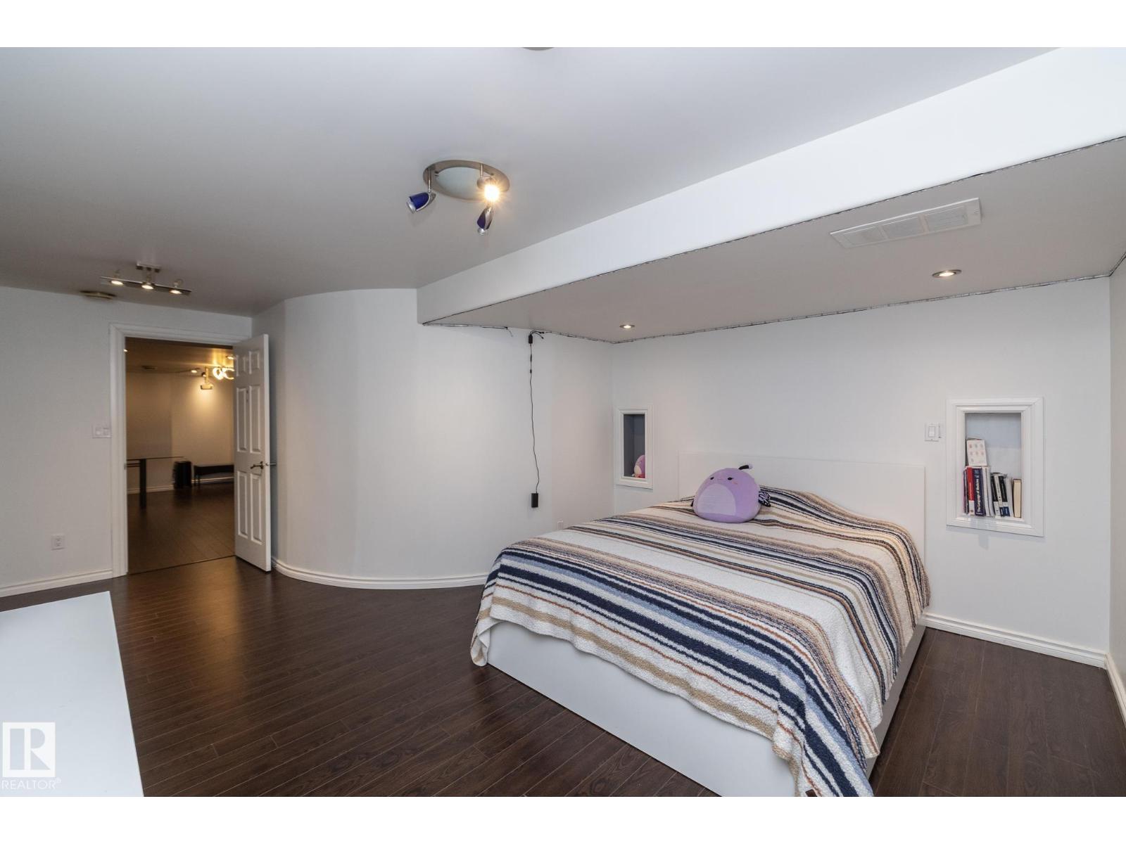 12 Elsinore Pl Nw, Edmonton, Alberta  T5X 5W3 - Photo 54 - E4464883