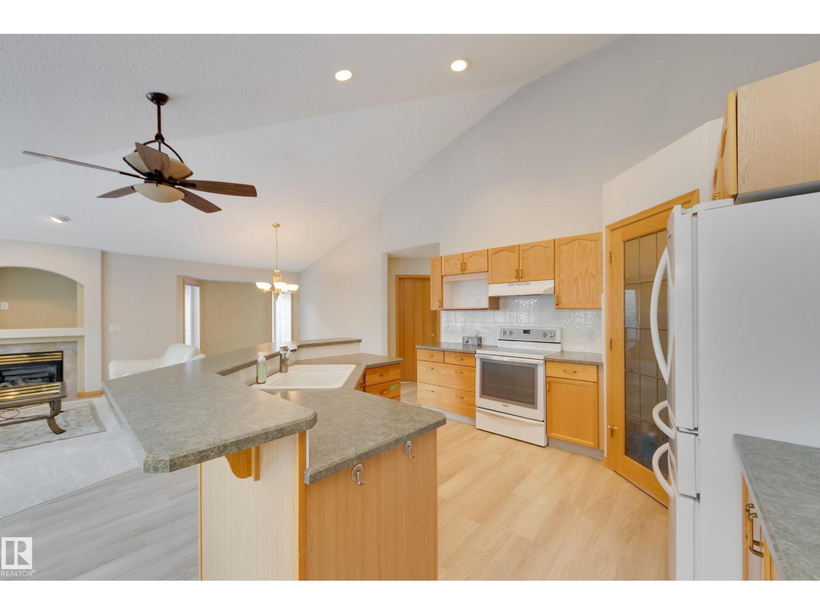 #21 55 Clarkdale Dr, Sherwood Park, Alberta T8H 2E5 - Photo 16 - E4469571