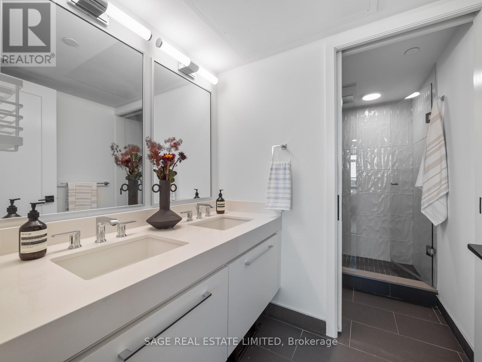 Ph 621 - 899 College Street W, Toronto, Ontario  M6H 3P7 - Photo 33 - C12681376