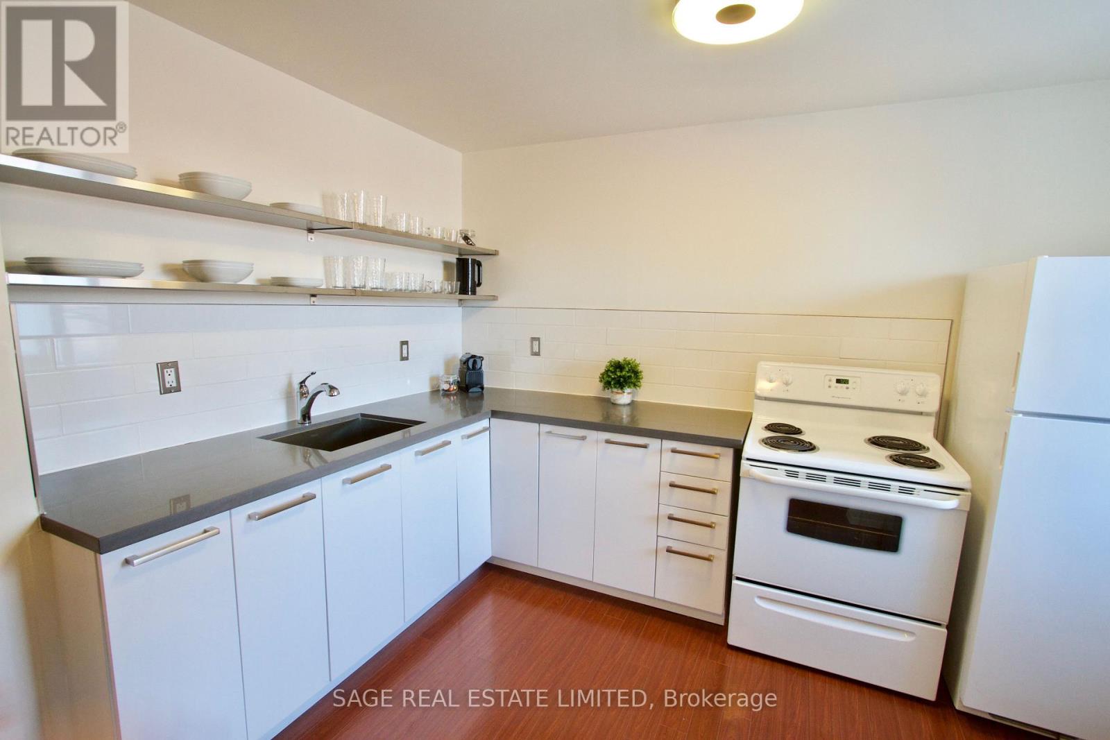 3 - 1130 Queen Street W, Toronto, Ontario  M6J 1J3 - Photo 3 - C12681488