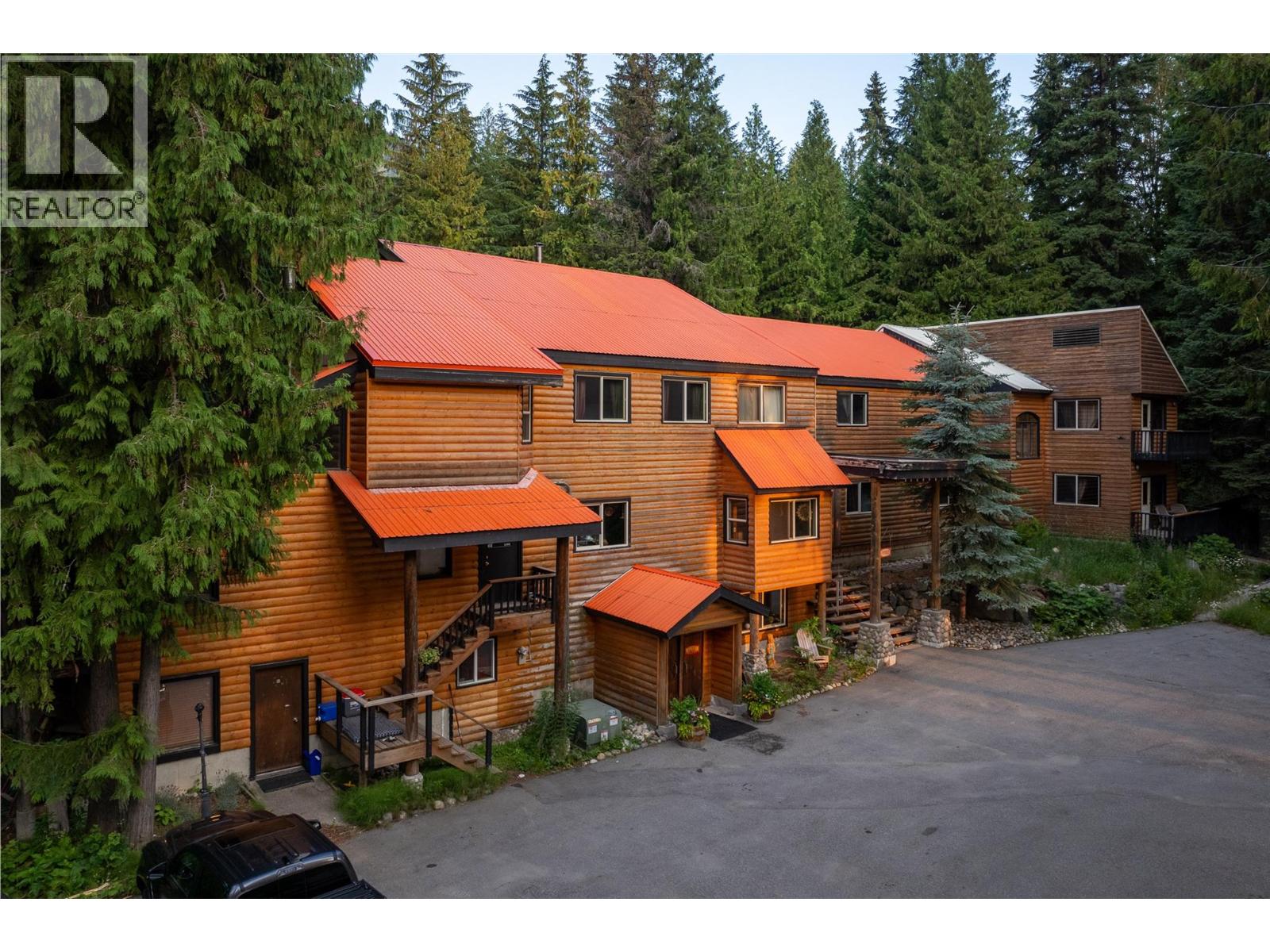 4465 Red Mountain Road, Rossland, British Columbia  V0G 1Y0 - Photo 6 - 10371255