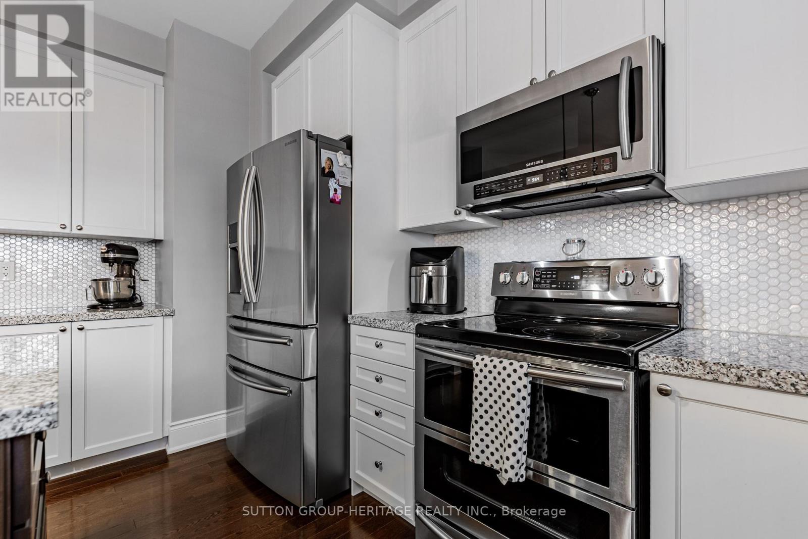 12 Aller Park Way, Whitby, Ontario  L1M 0L5 - Photo 13 - E12681448