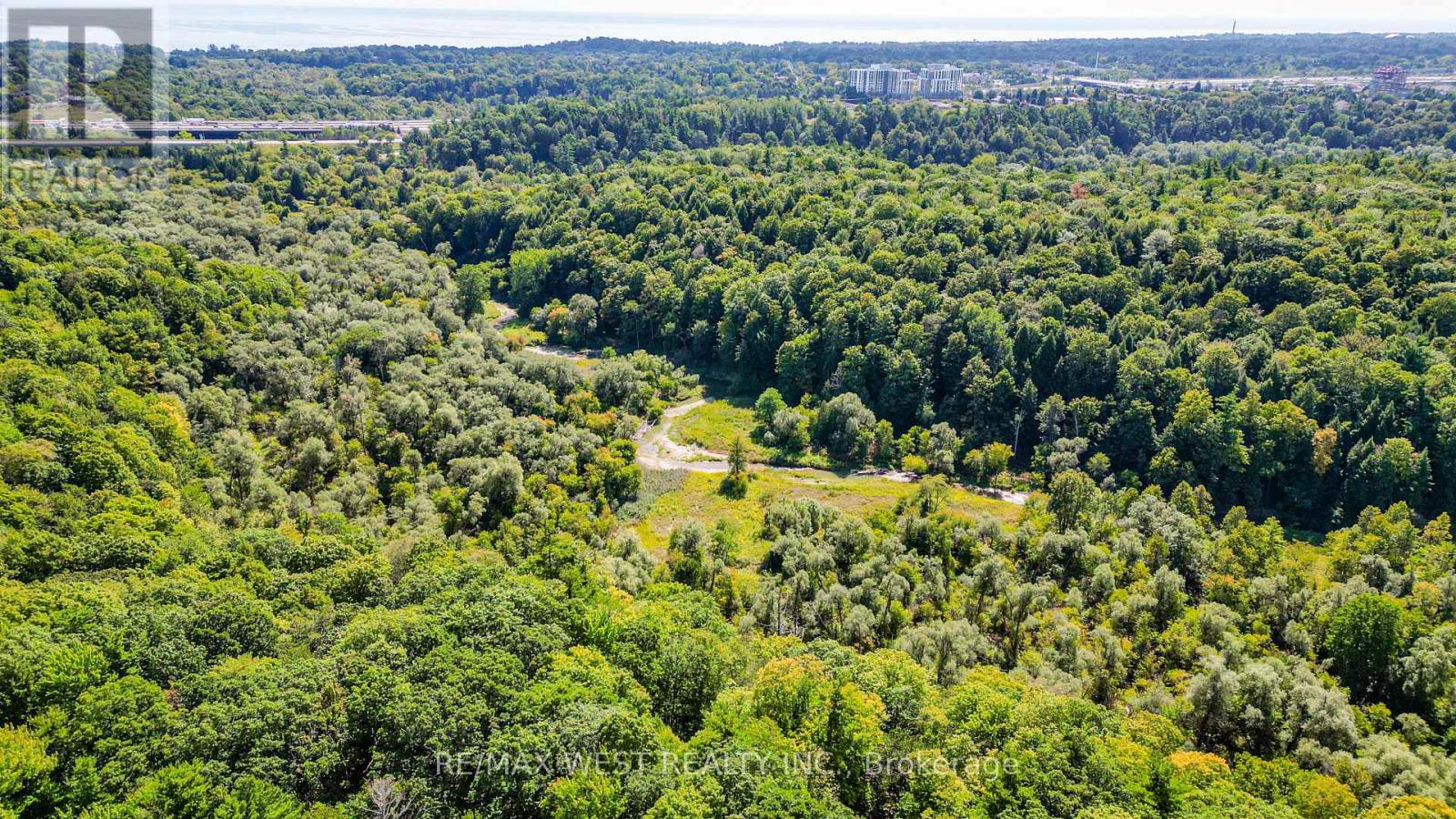 81 Woodview Drive, Pickering, Ontario  L1V 1L1 - Photo 48 - E12681514