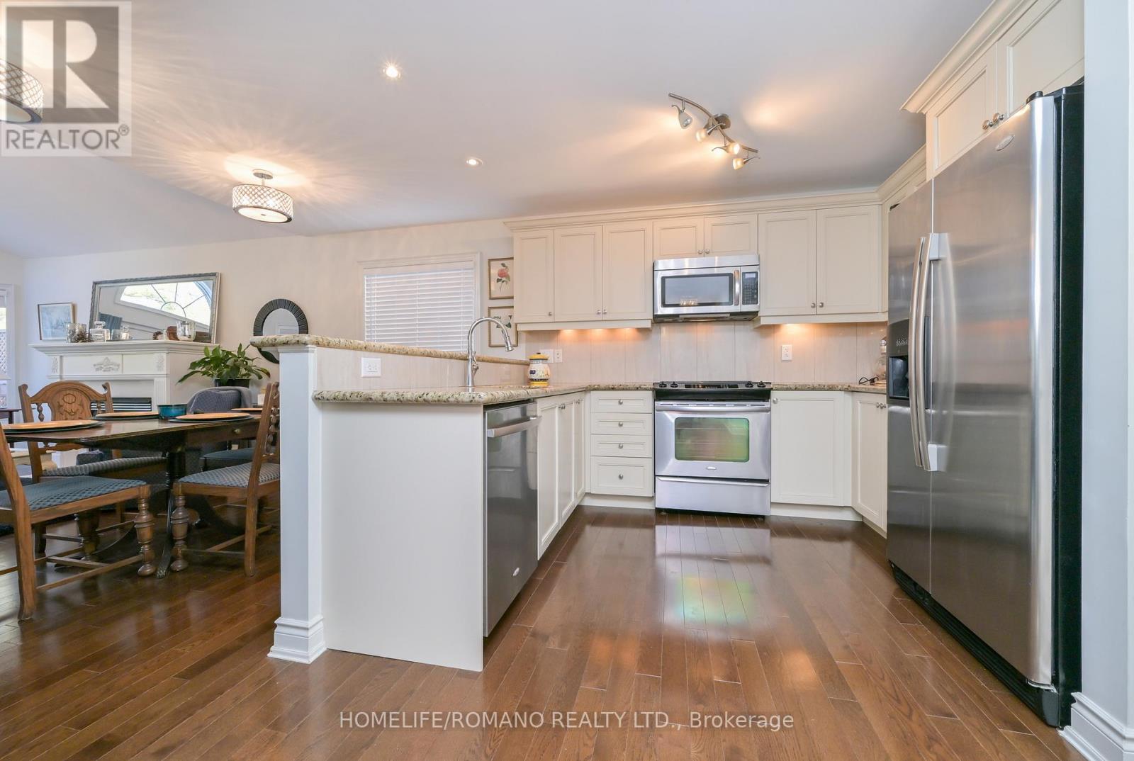 13 - 72 Tuscany Grande, New Tecumseth, Ontario  L9R 0E2 - Photo 5 - N12681412