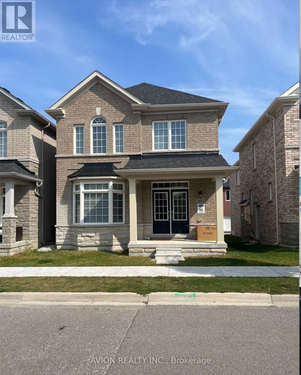 COACH - 45 ALBERT LEWIS STREET, Markham, Ontario