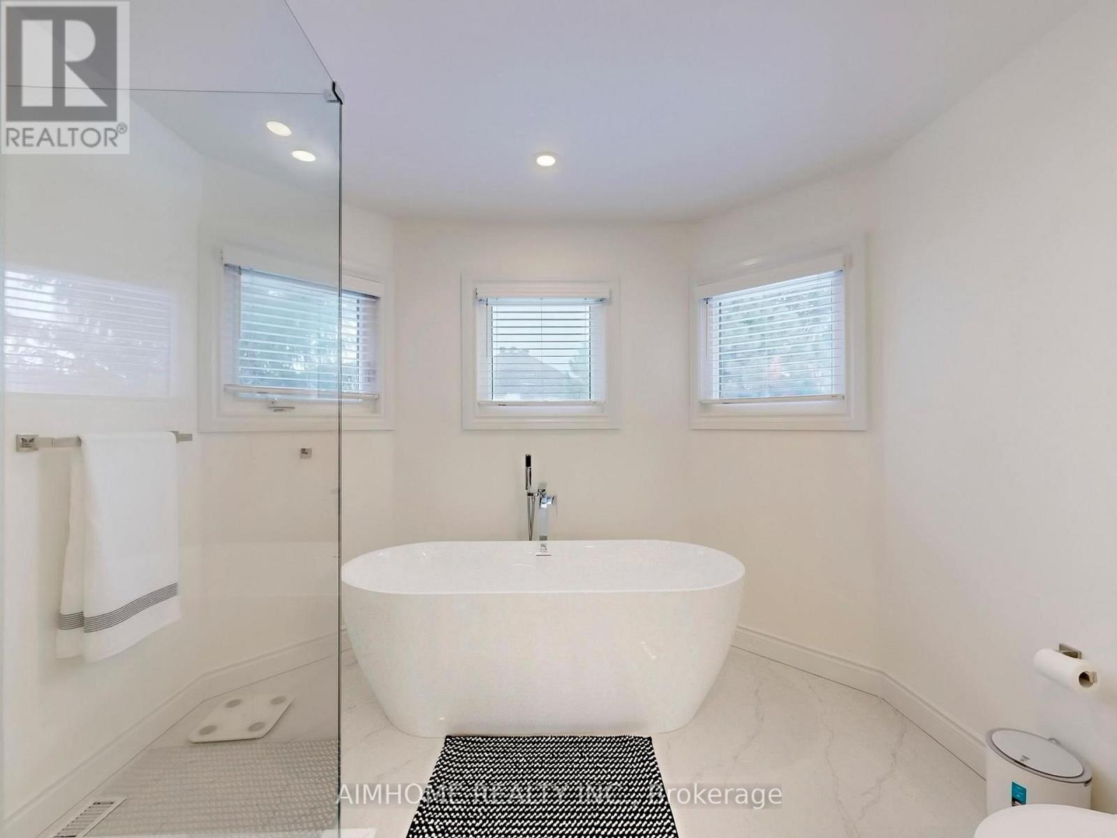 14a Kew Gardens Gardens, Richmond Hill, Ontario  L4B 1R4 - Photo 41 - N12681478