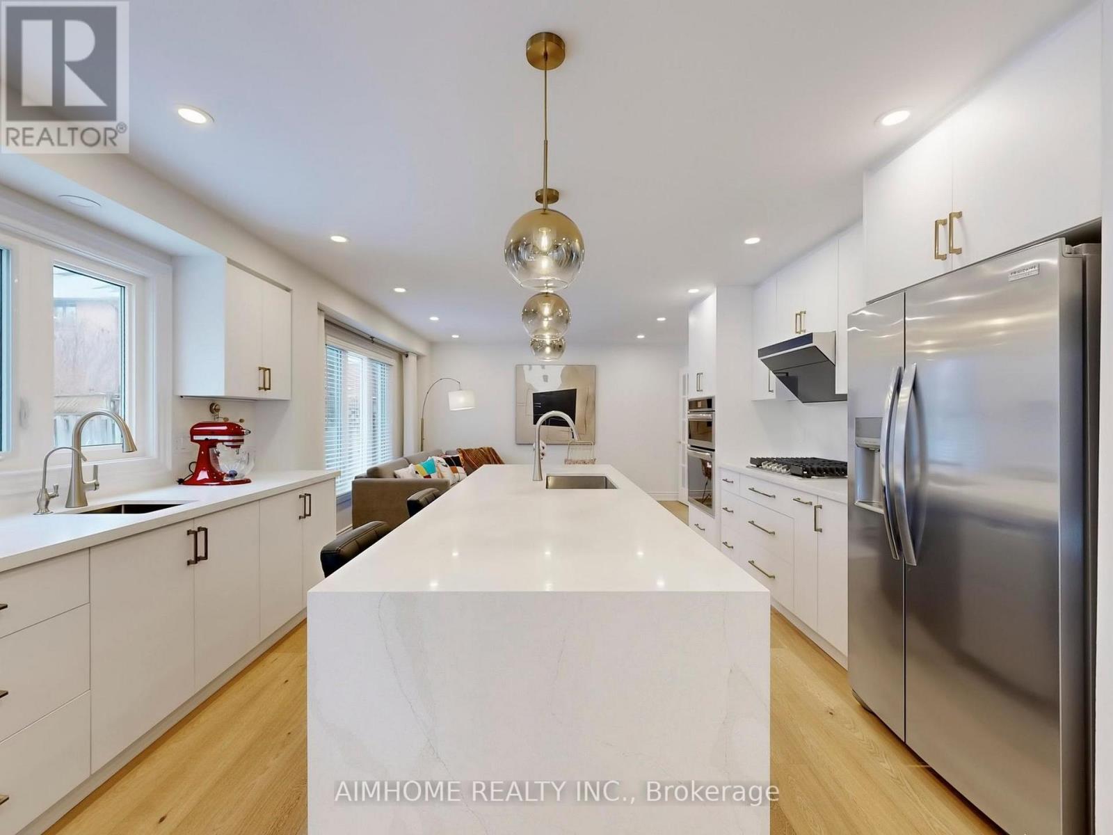 14a Kew Gardens Gardens, Richmond Hill, Ontario  L4B 1R4 - Photo 7 - N12681478