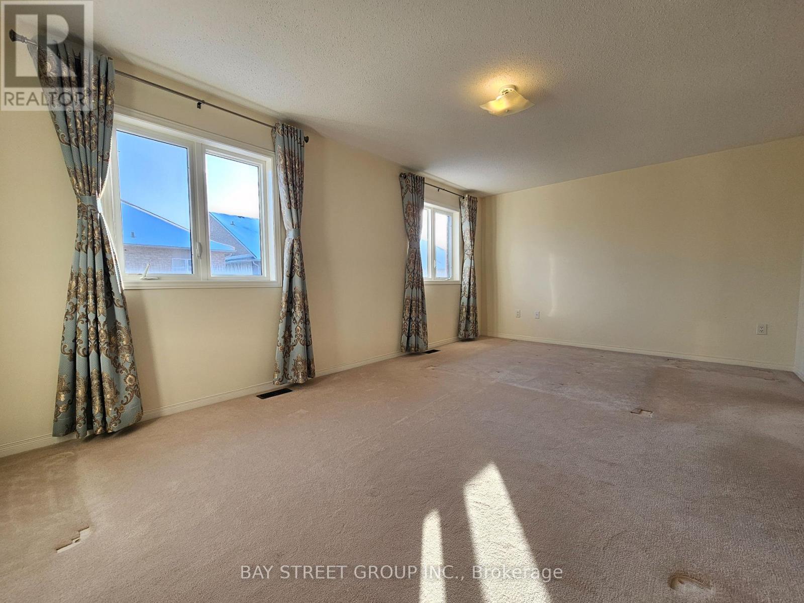 1275 Blencowe Crescent, Newmarket, Ontario  L3X 0C5 - Photo 37 - N12681508