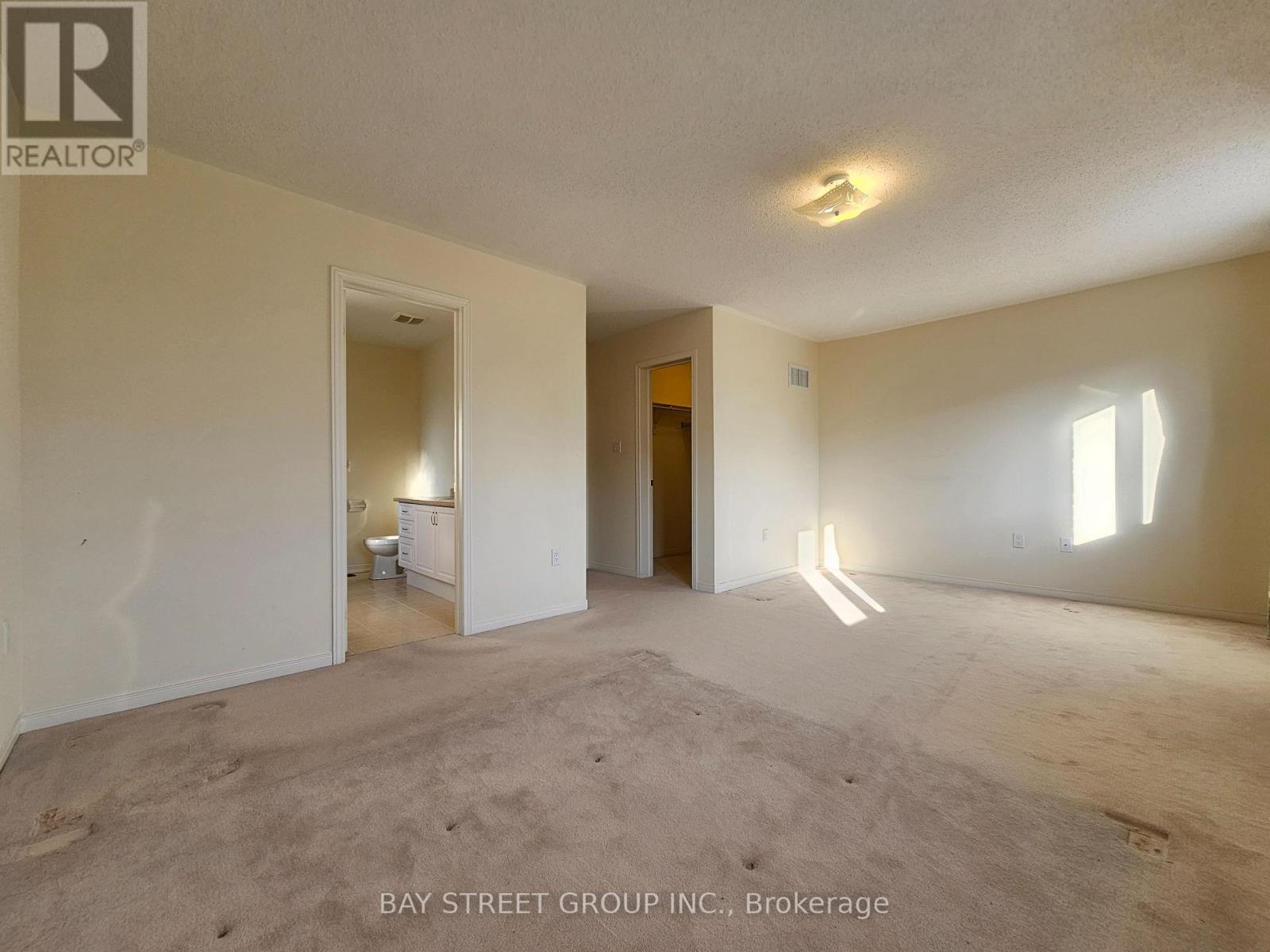 1275 Blencowe Crescent, Newmarket, Ontario  L3X 0C5 - Photo 38 - N12681508